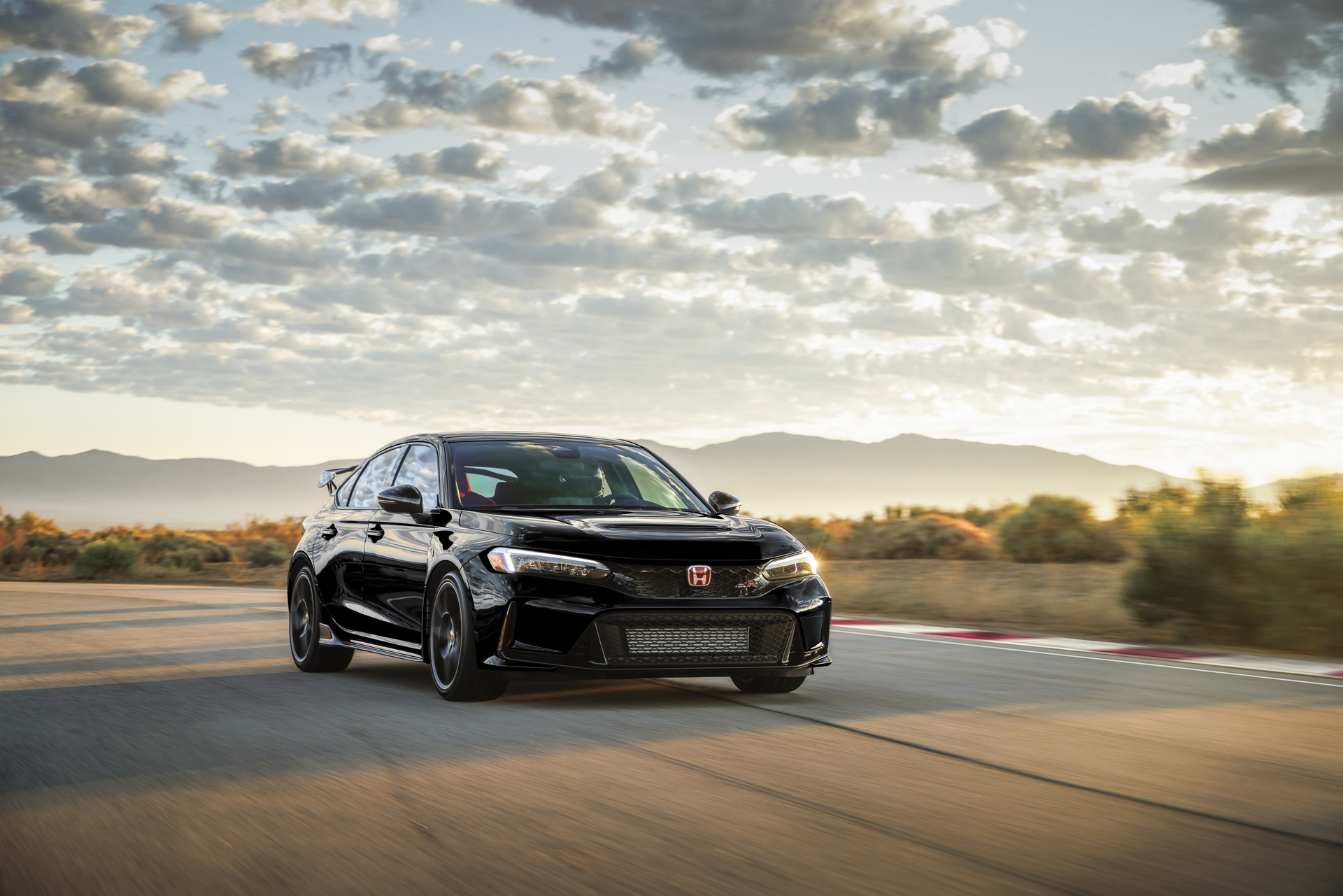Honda Civic Type R (7).jpg