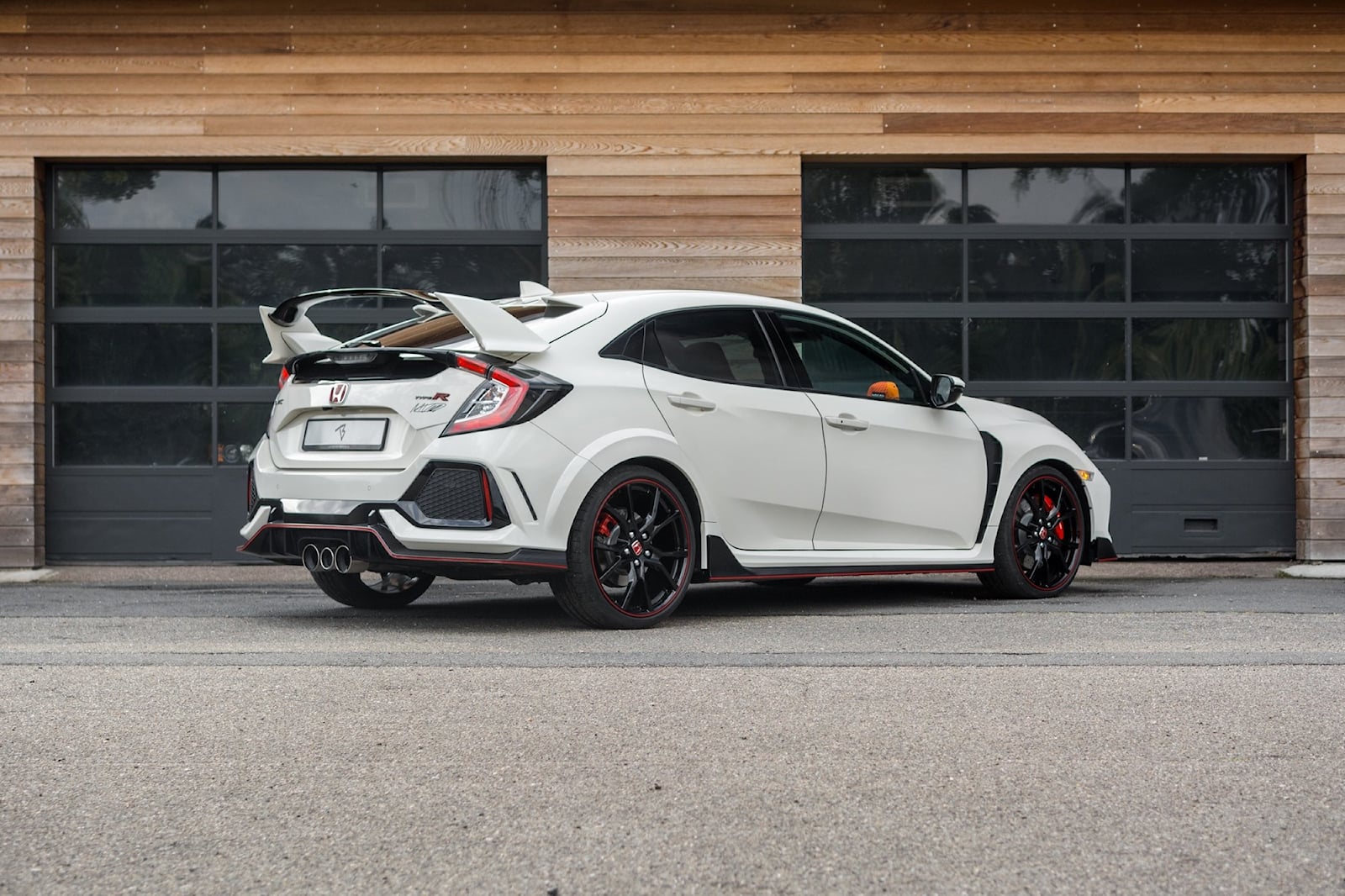 Honda Civic Type R Max Verstappen (7).jpg