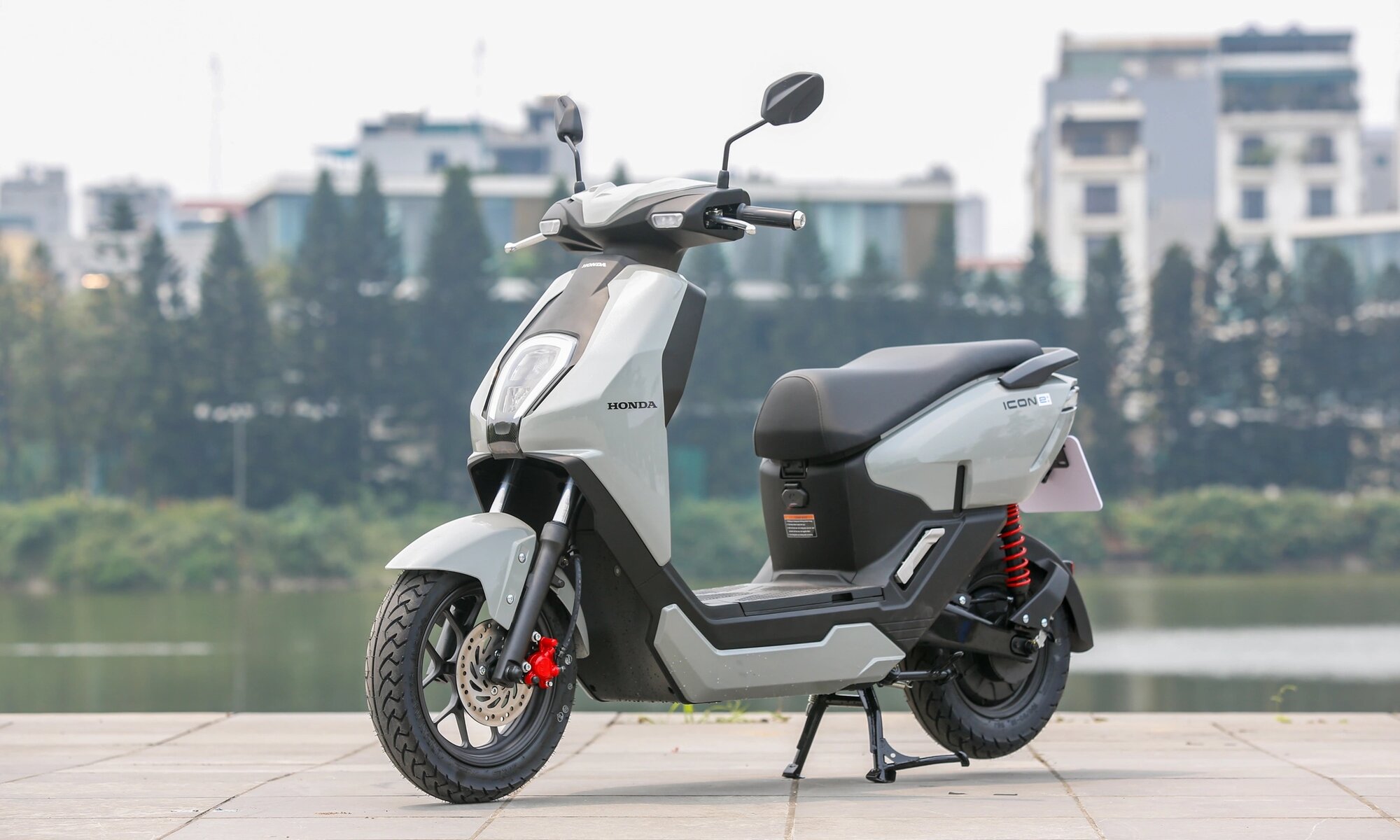 Honda-ICON-e-2025-8389-JPG-1743820204.jpg
