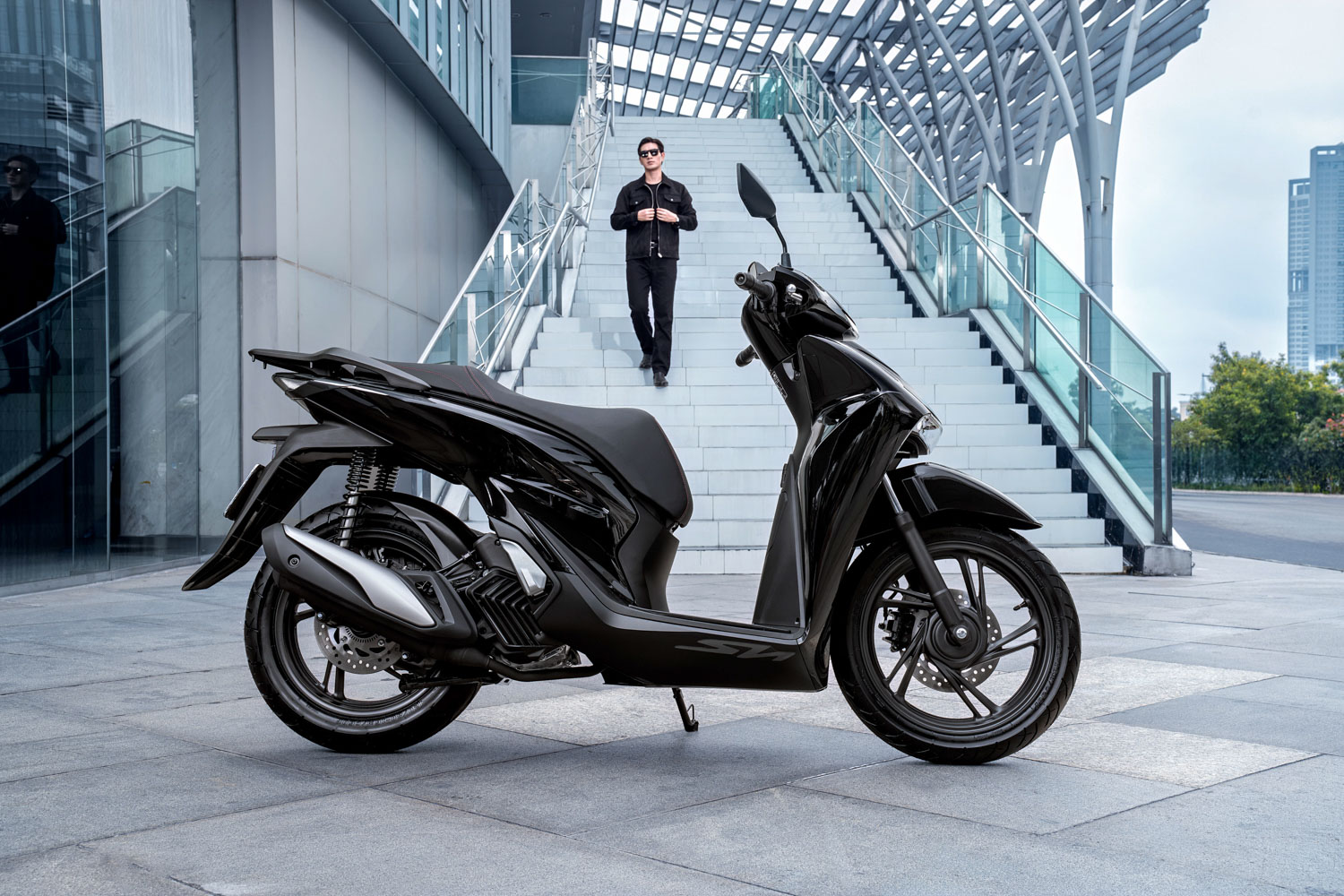 Honda-SH160i_125i 2027-anh-_7.jpg