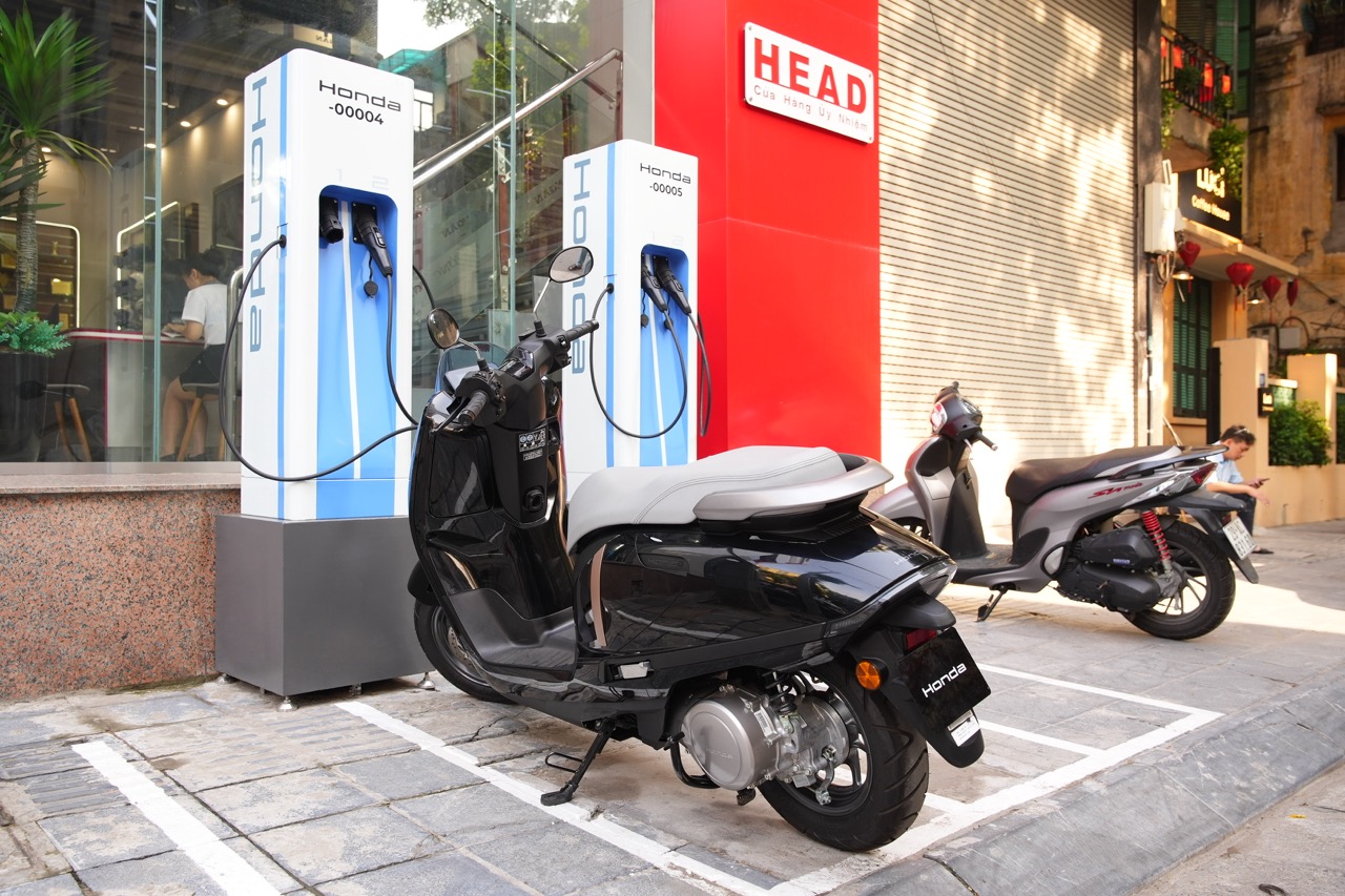 honda-uc3-trien-khai-tram-sac-anh-10.jpeg