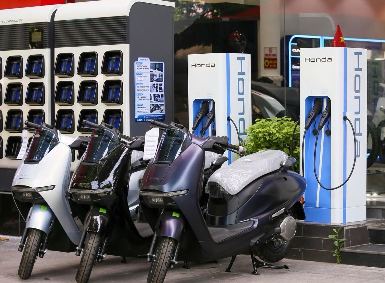 honda-uc3-trien-khai-tram-sac-anh-15.jpeg