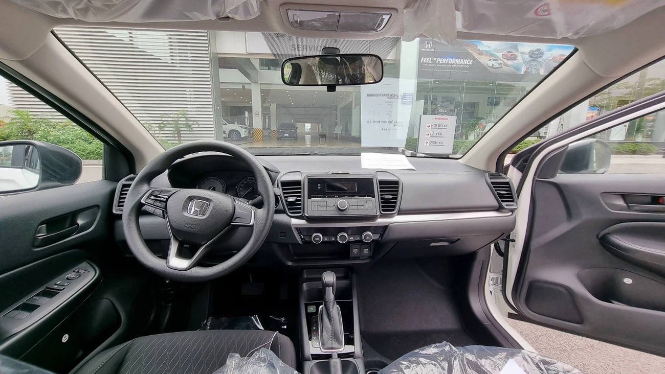 honda_city_e_vn_03.jpg