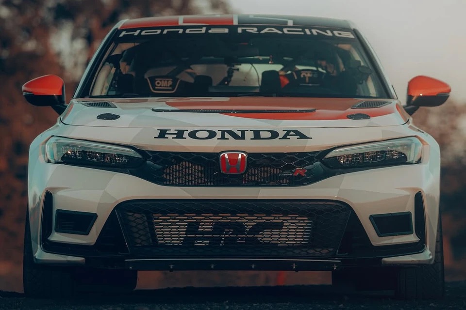 Honda_Civic_Type_R_HRC_Rally_XP_3.jpeg