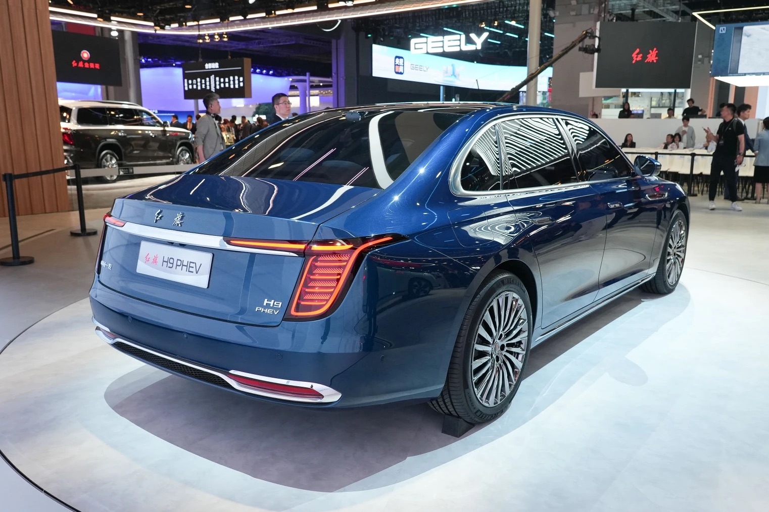 Hongqi_H9_4.jpeg