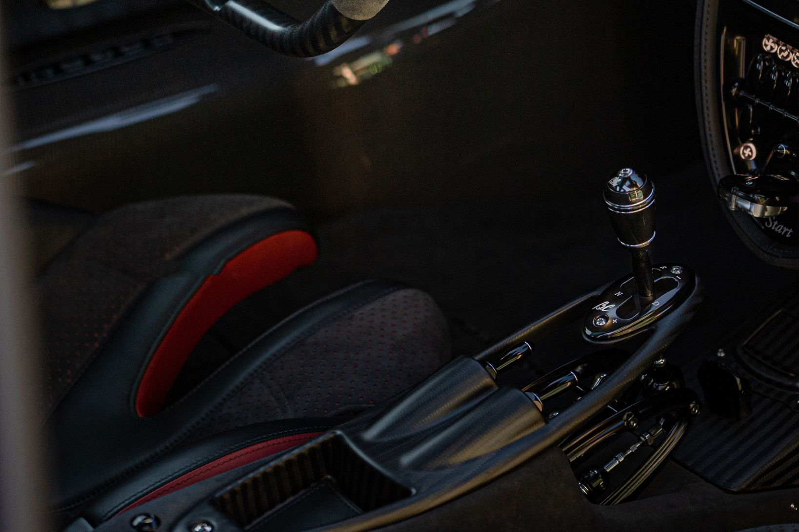 Huayra BC-anh-11.png