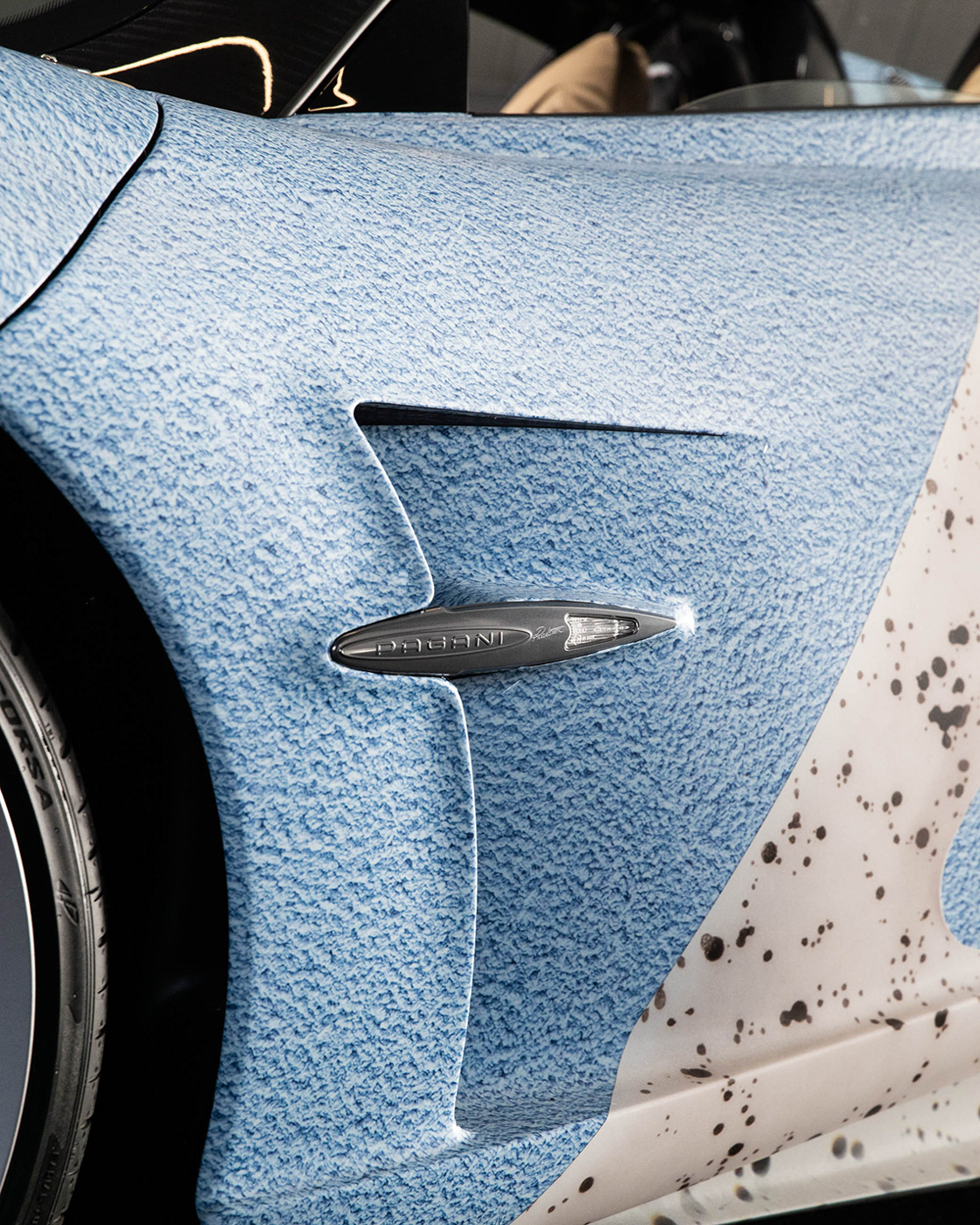 Huayra Jordan 4 UNC (8).JPG