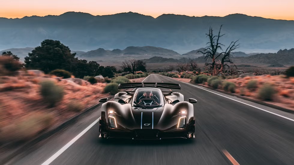 Hypercar Czinger 21C Spyder mới -anh-3.jpg