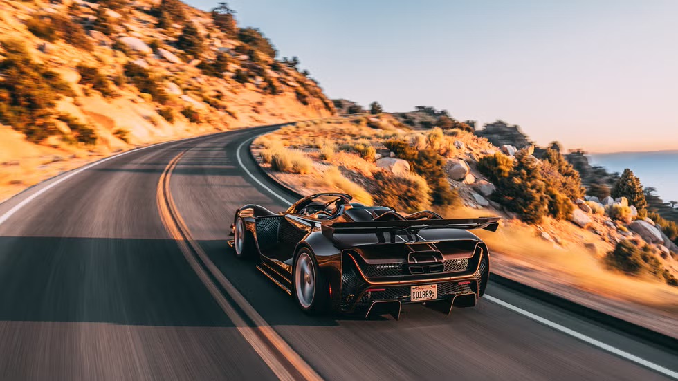 Hypercar Czinger 21C Spyder mới -anh-7.jpg