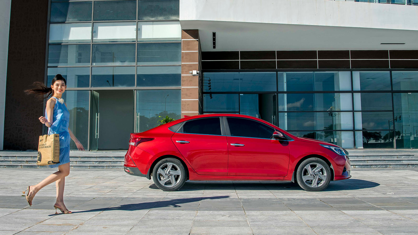 Hyundai Accent.jpg