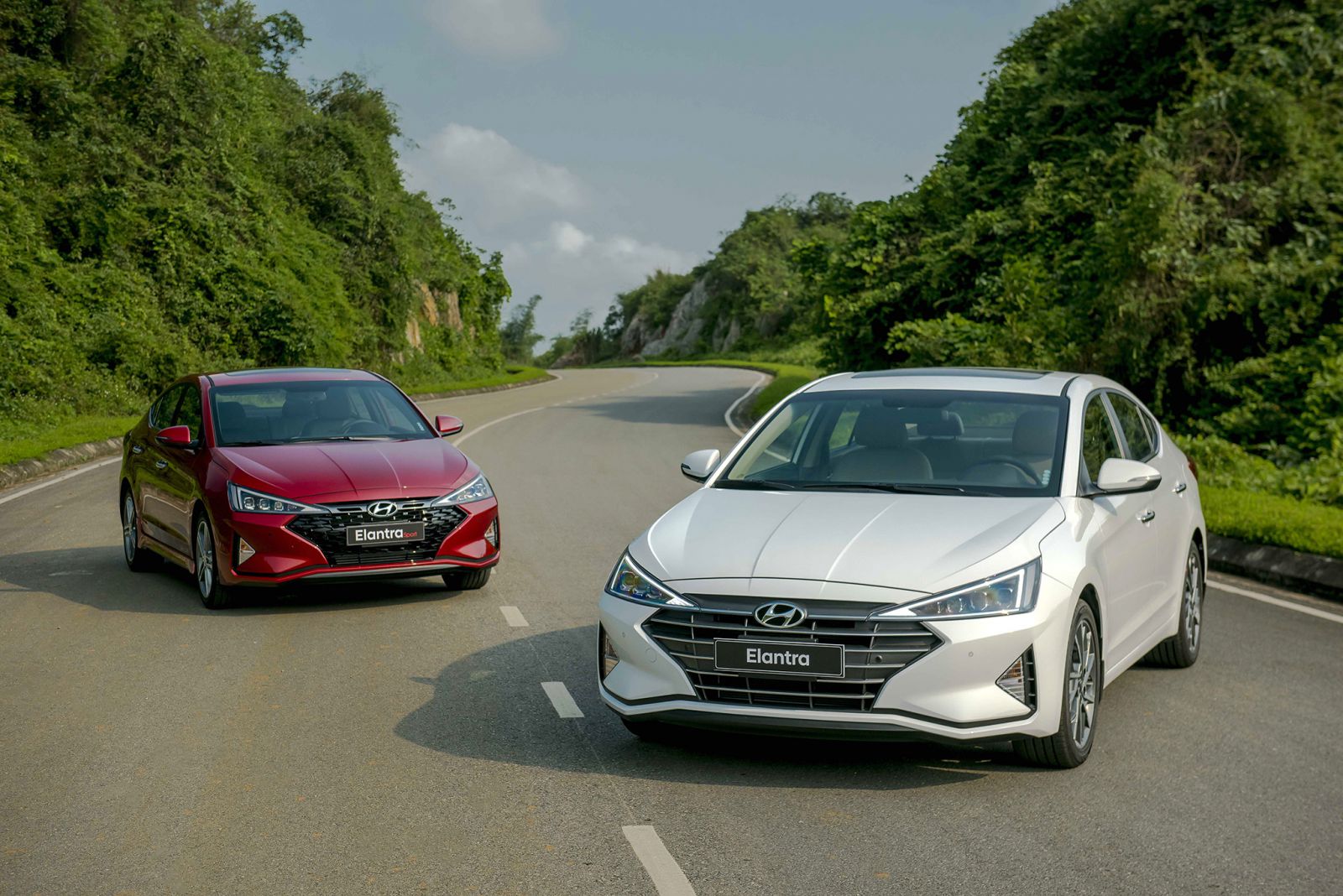 hyundai-kona-hyundai-elantra-giam-gia-thang-62021-anh-1.jpg