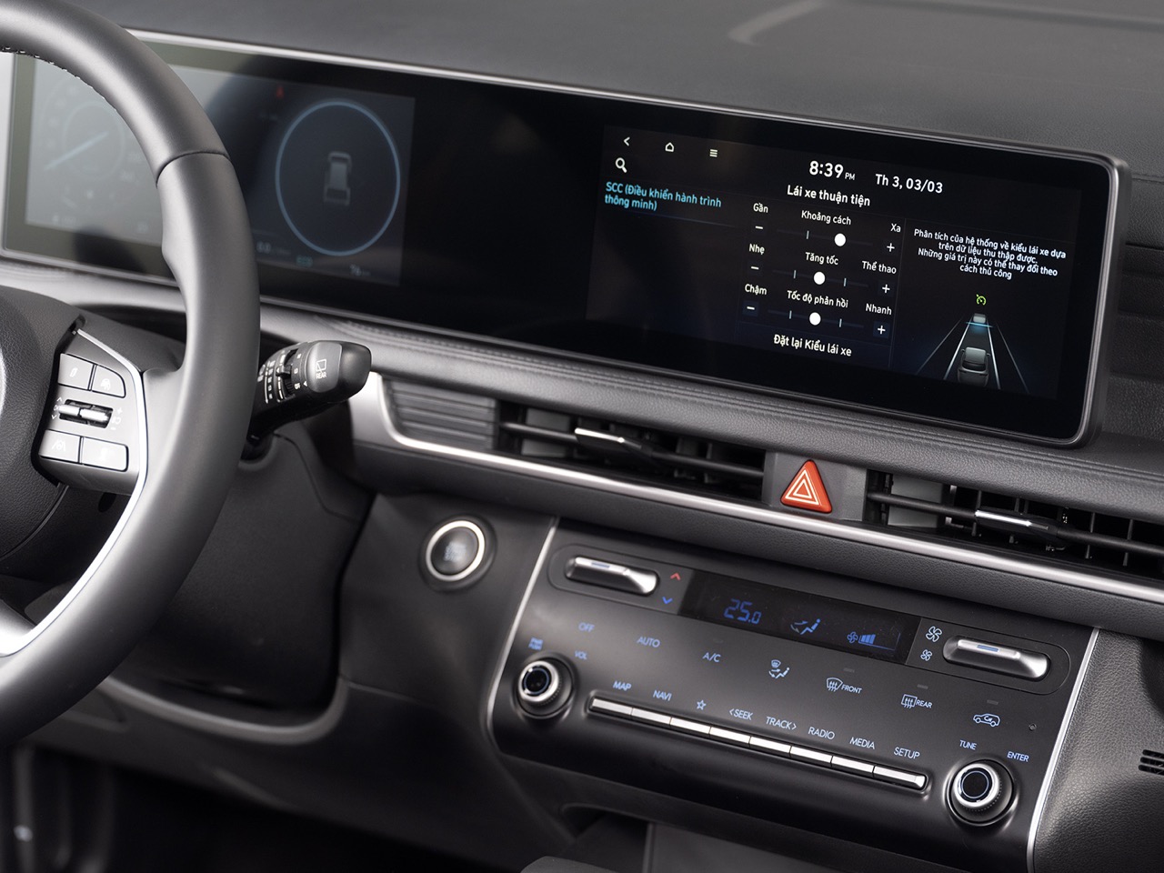 Hyundai NEW Stargazer-16 Large.jpeg