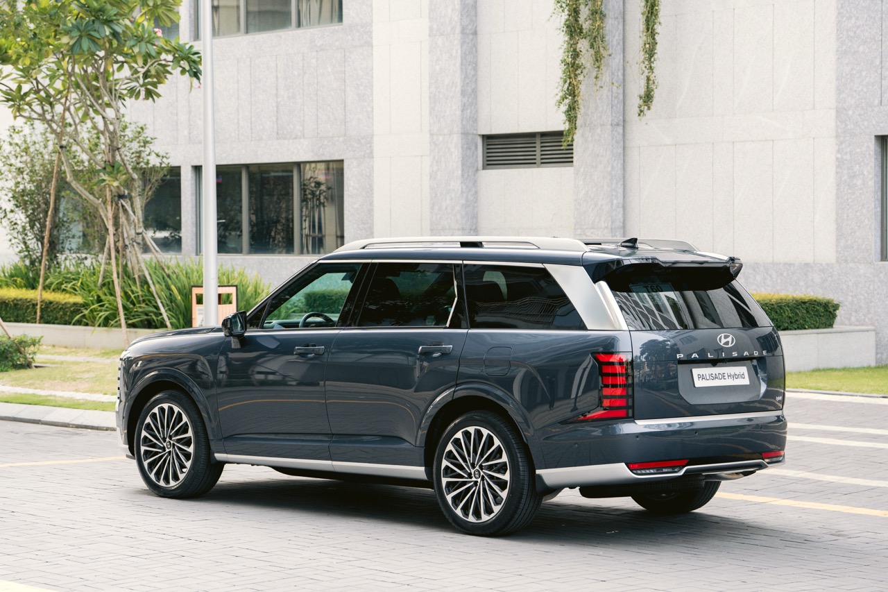 HYUNDAI PALISADE 4 Large.jpeg