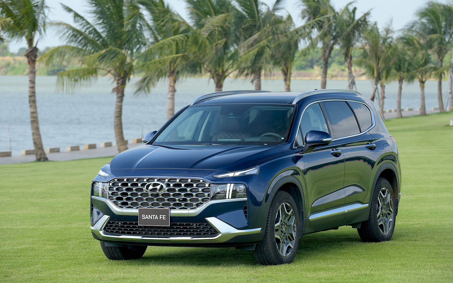 Hyundai Santa Fe(1).jpg