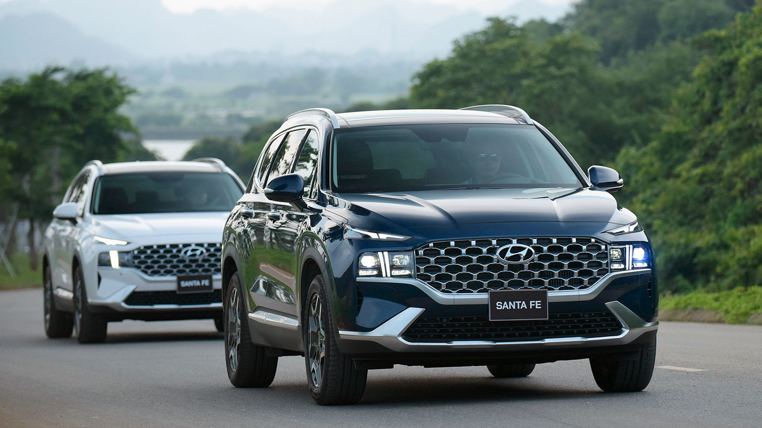 Hyundai Santa Fe.JPG