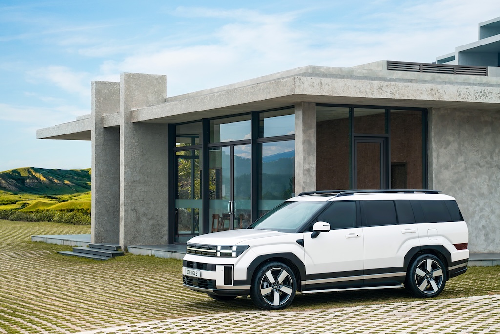 Hyundai Santa Fe.jpg