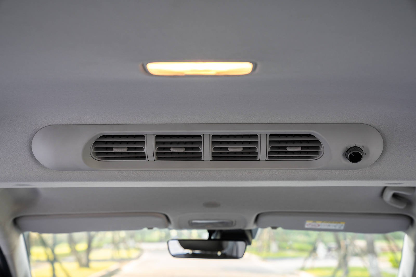 Hyundai Stargazer - 92.jpg