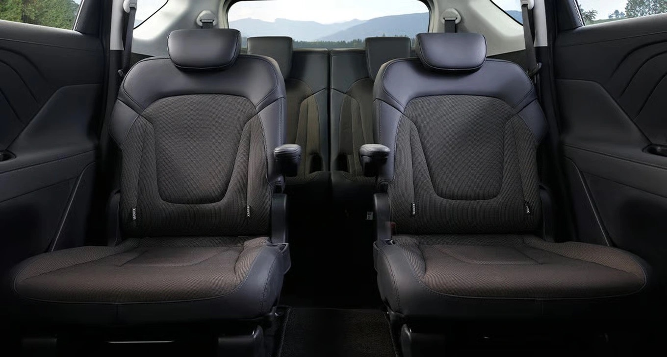 Hyundai-Stargazer-facelift-anh-1.jpg