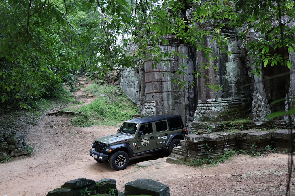 Indochina Rally Jeep Jeep Ram.JPG
