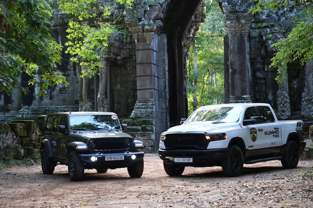 Indochina Rally jeep Ram 2.JPG