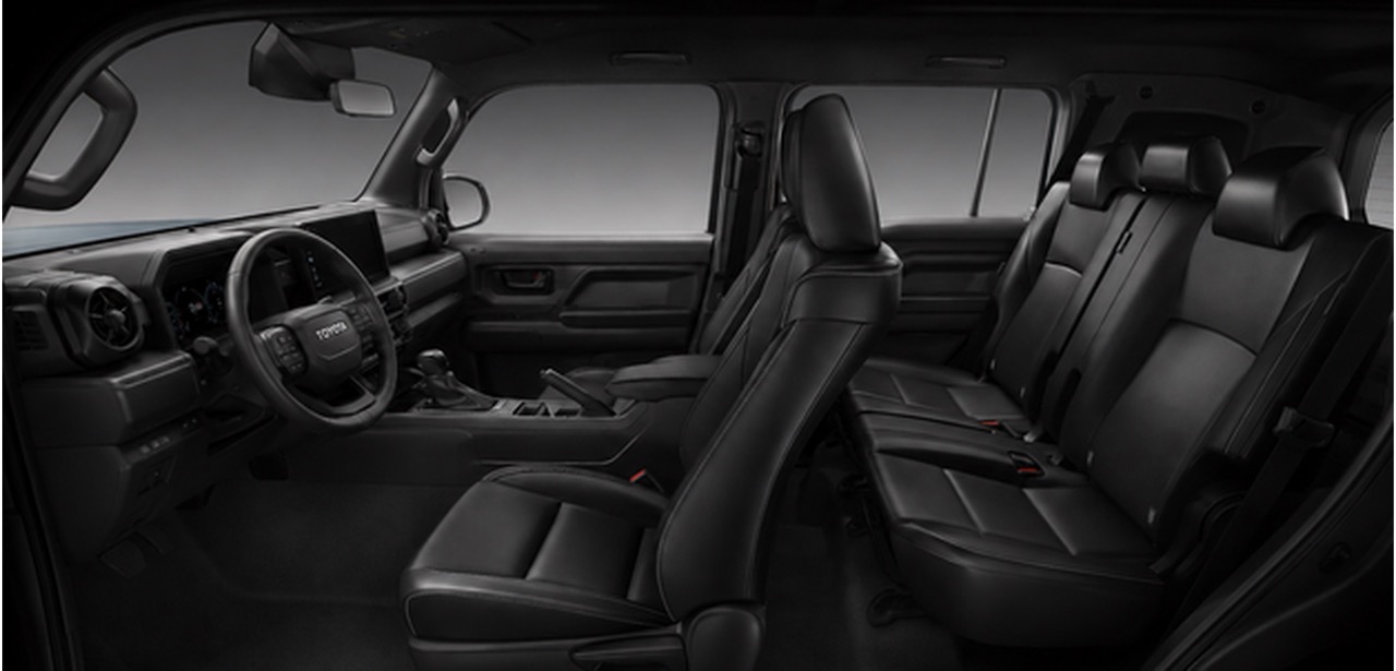 interior_seats_2048x984 Large.jpeg