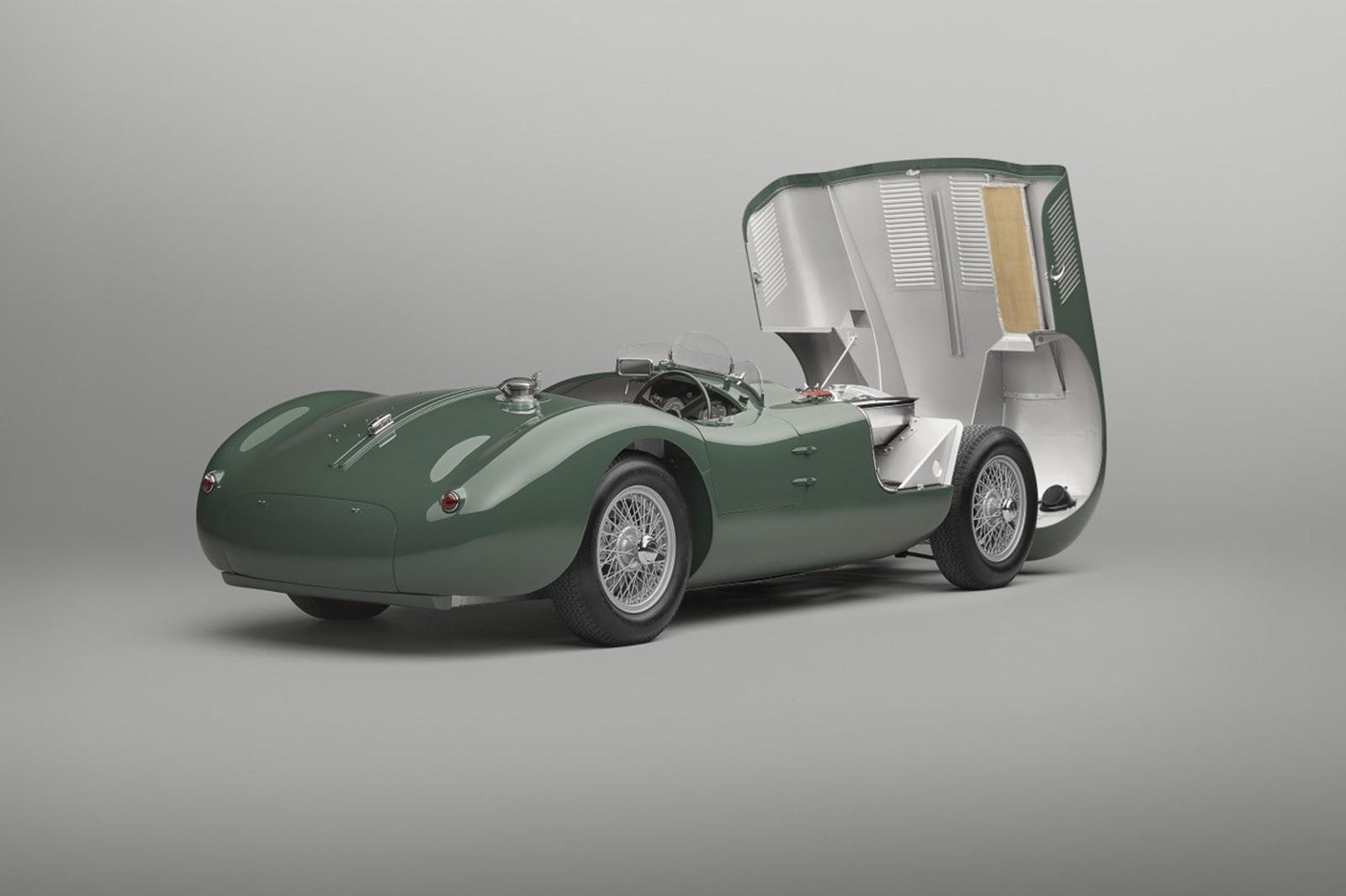 Jaguar C-Type Continuation (10).jpg