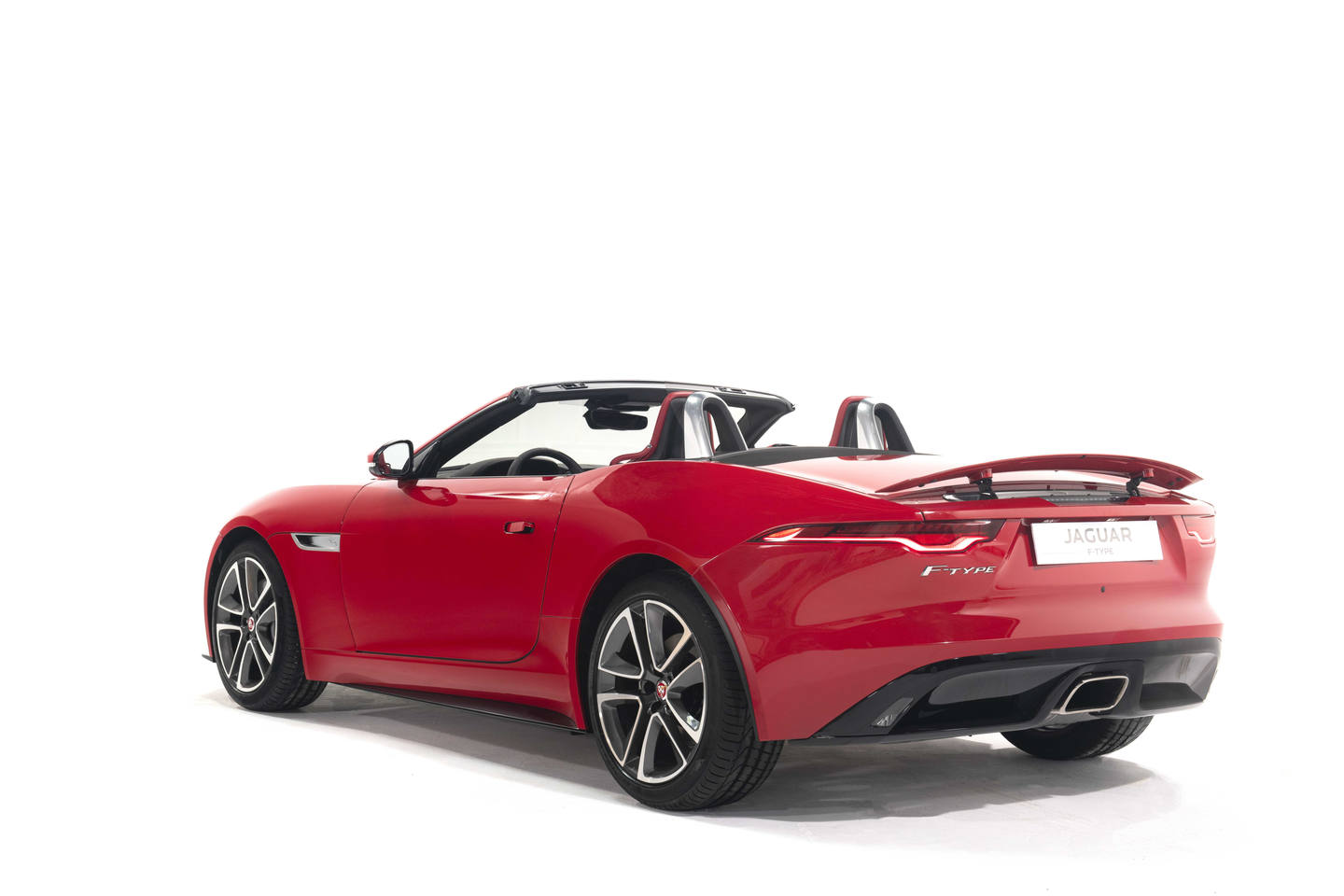 jaguar_ftype2021_vn_09.jpg