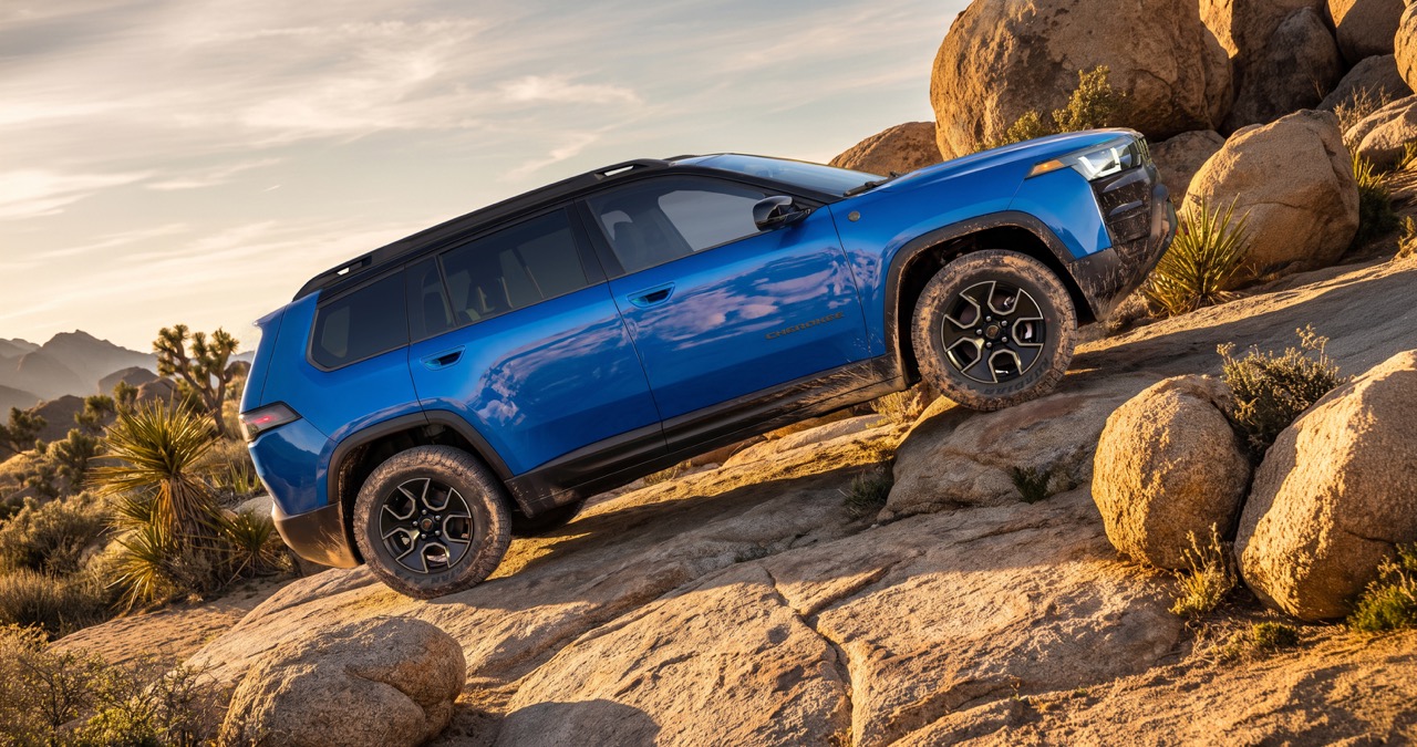 Jeep Cherokee Trailhawk 2027-anh-5.jpeg