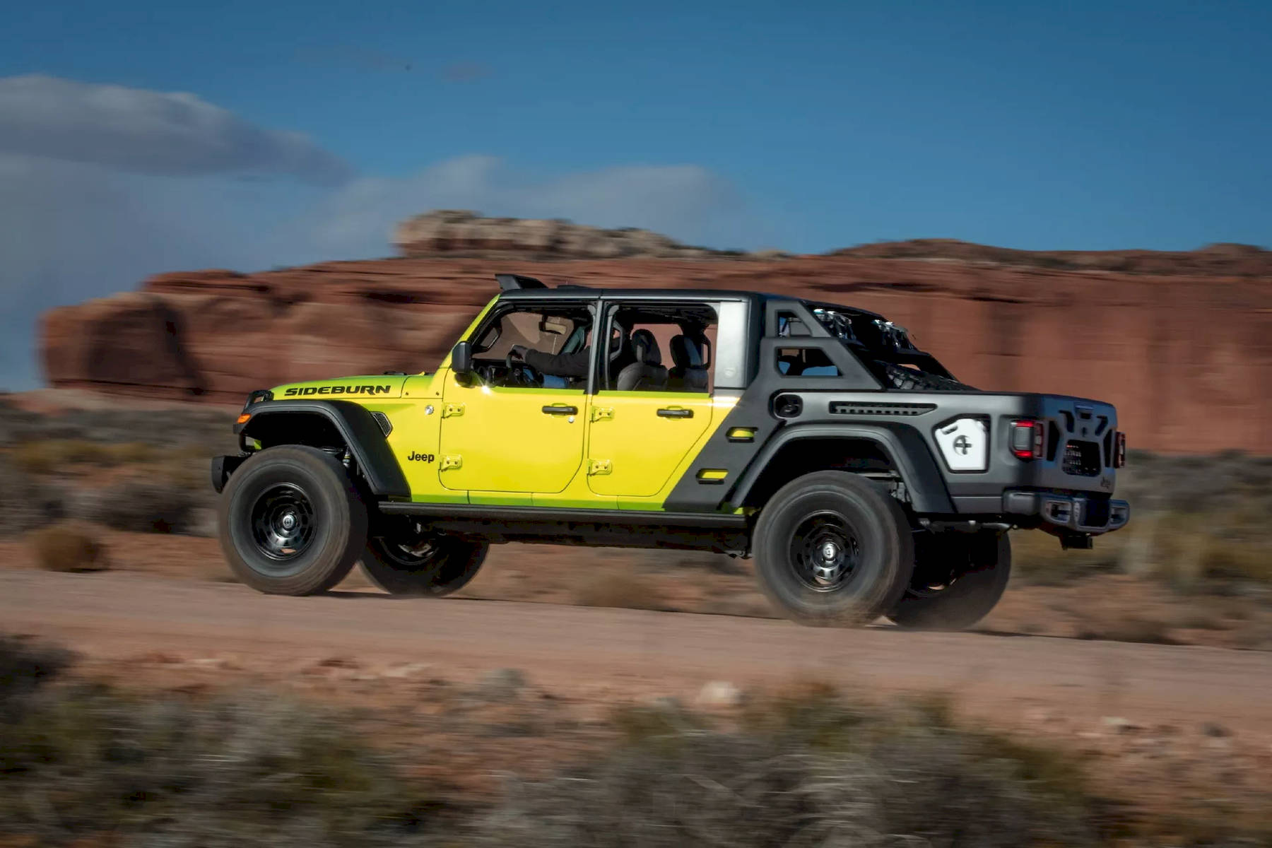 Jeep-Gladiator-Rubicon-Sideburn-Concept-9.jpg