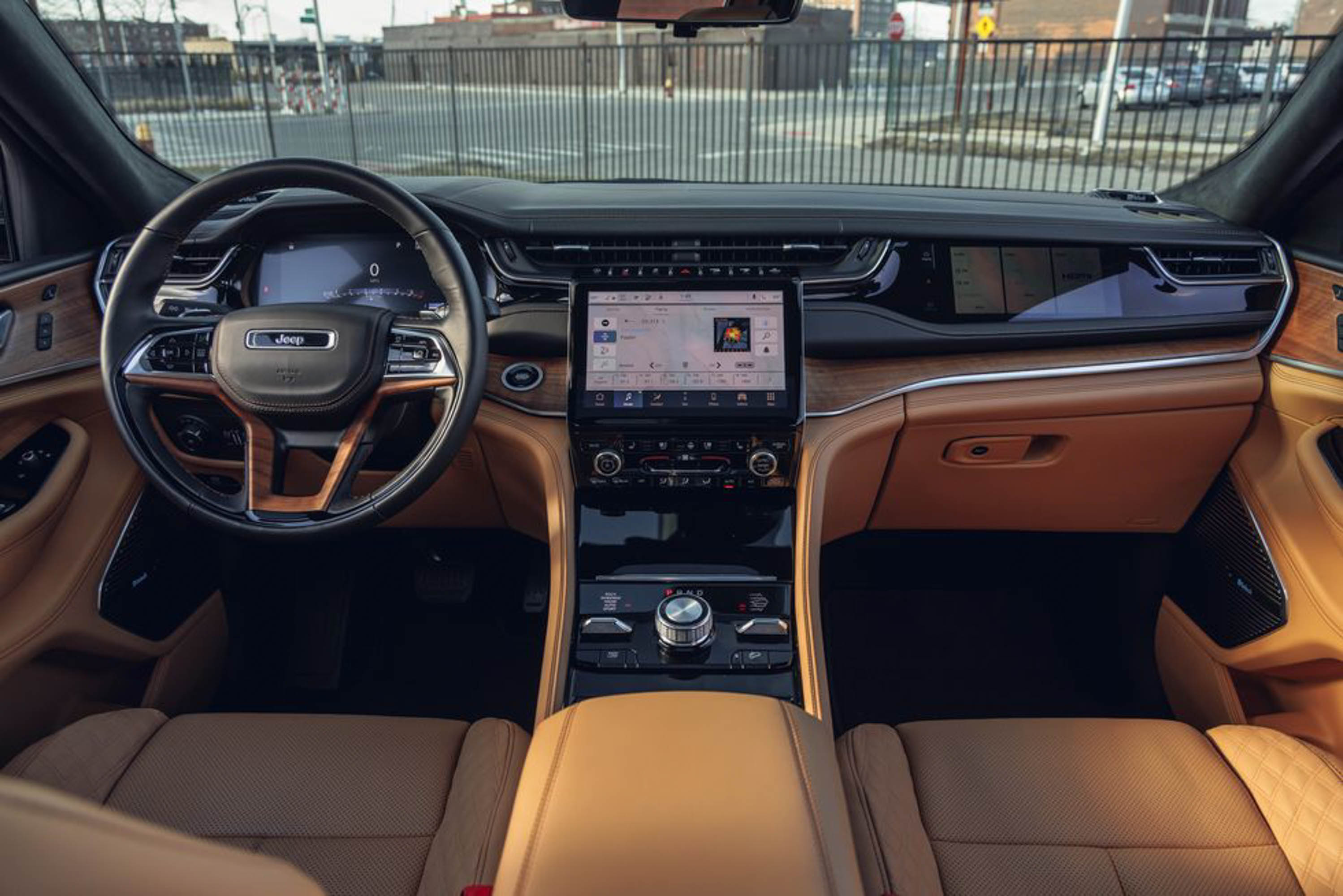 jeep-Grand-Cherokee-anh-16.jpg