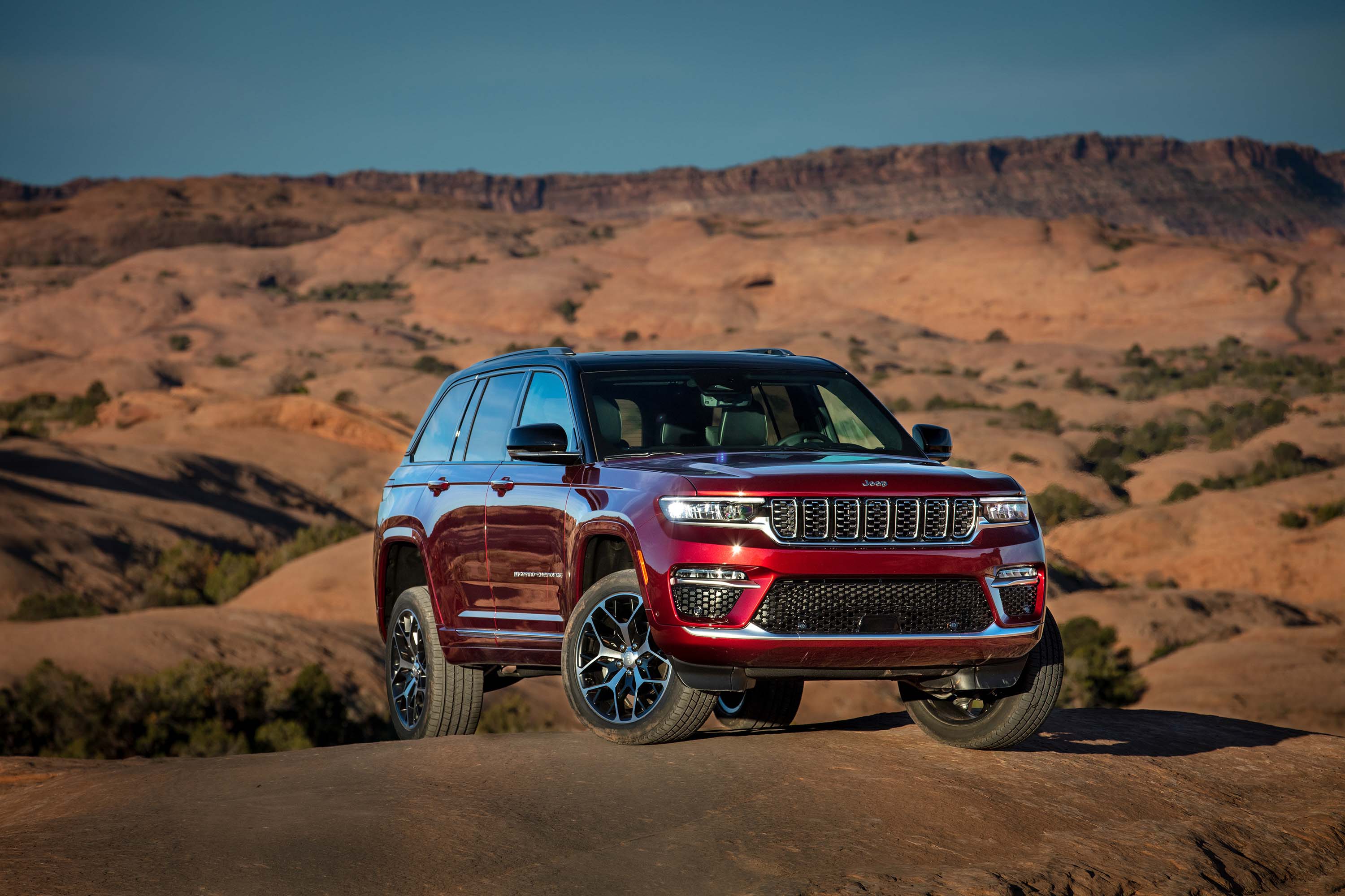jeep-Grand-Cherokee-anh-23.jpg