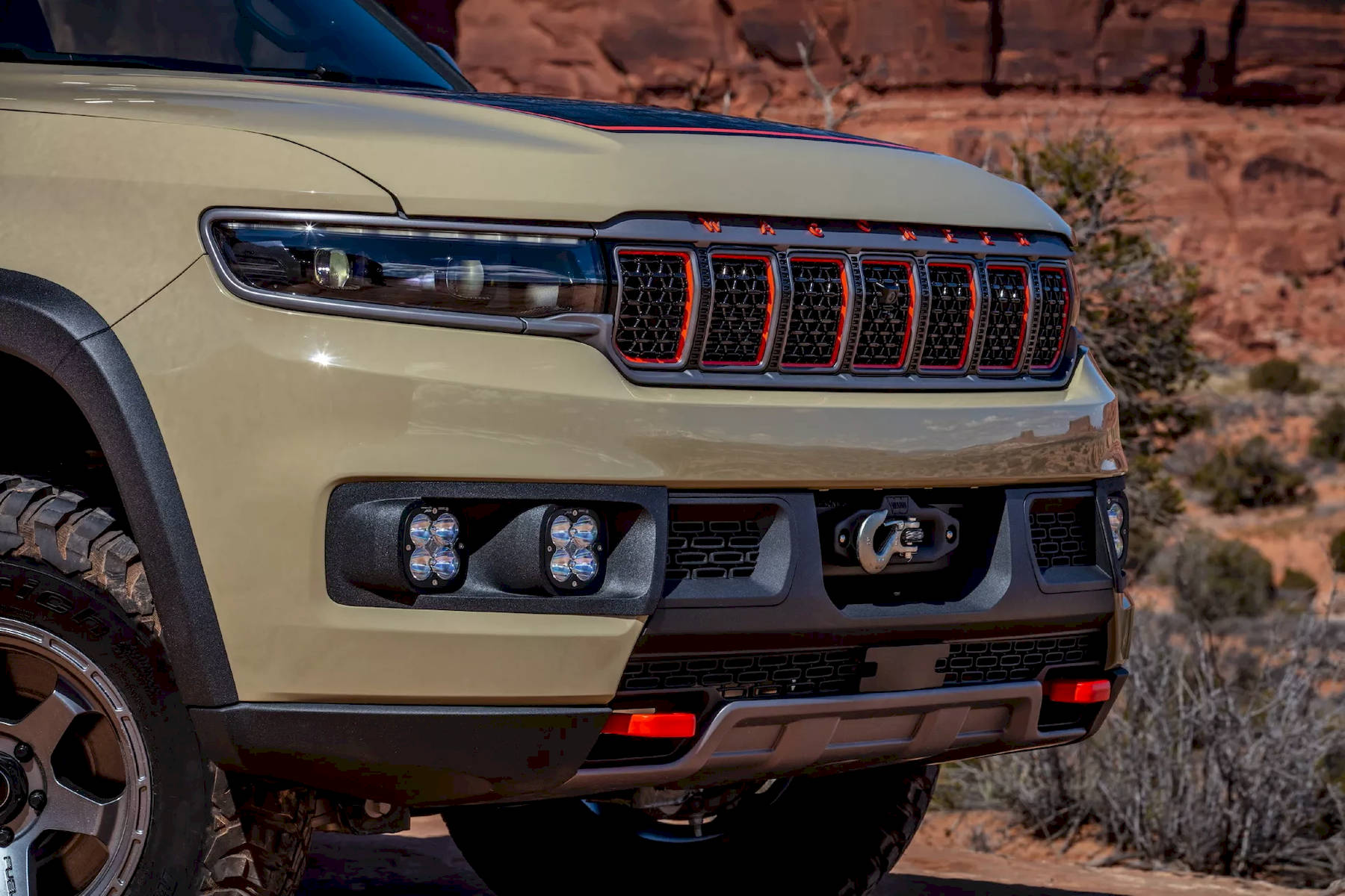 Jeep-Grand-Wagoneer-Overland-Concept-6.jpg