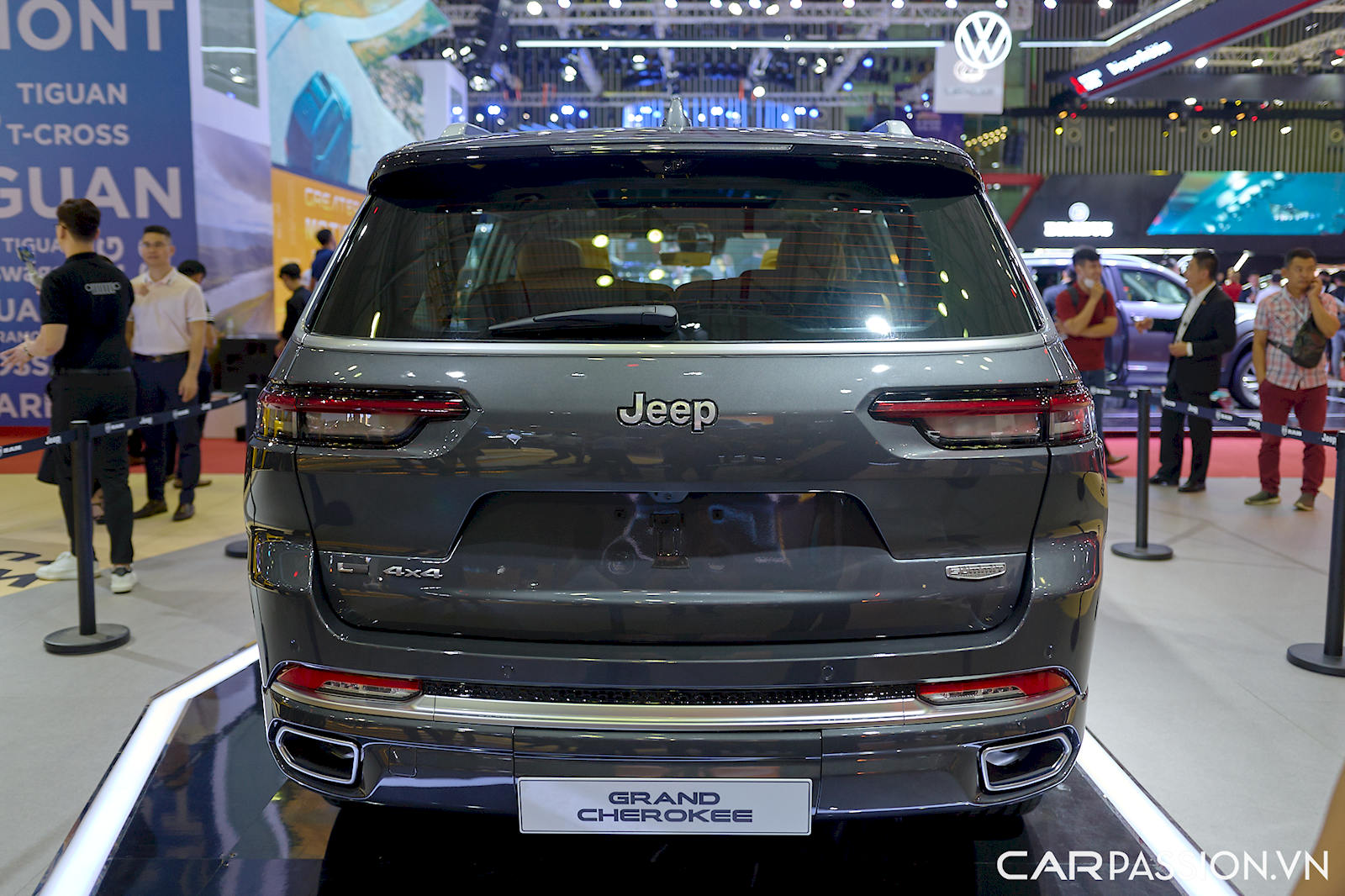 jeep-grandcherokee-l-summit-vms2022-12.jpg