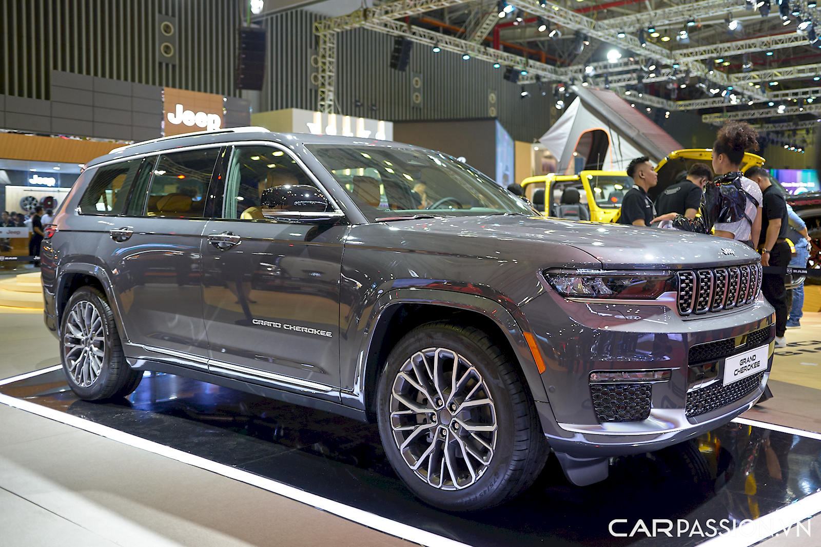 jeep-grandcherokee-l-summit-vms2022-16.jpg