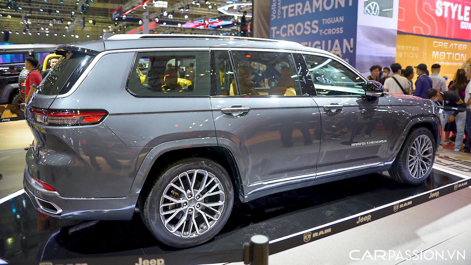 jeep-grandcherokee-l-summit-vms2022-17.jpg