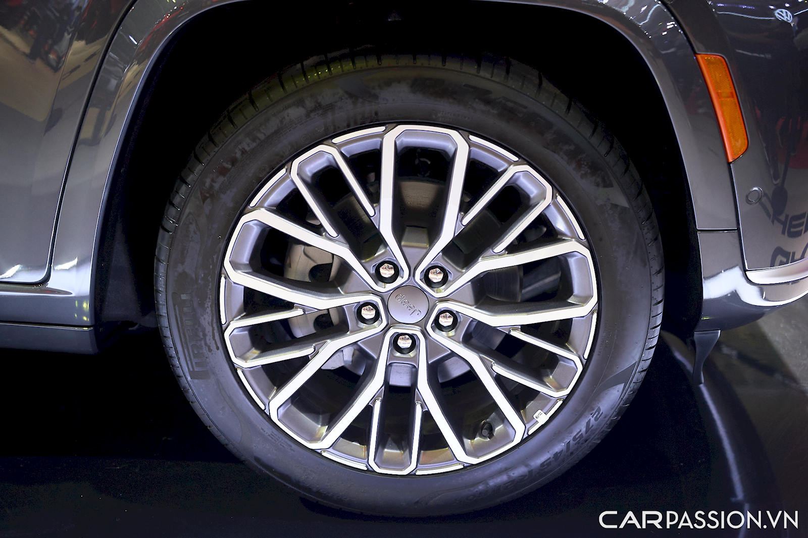 jeep-grandcherokee-l-summit-vms2022-18.jpg