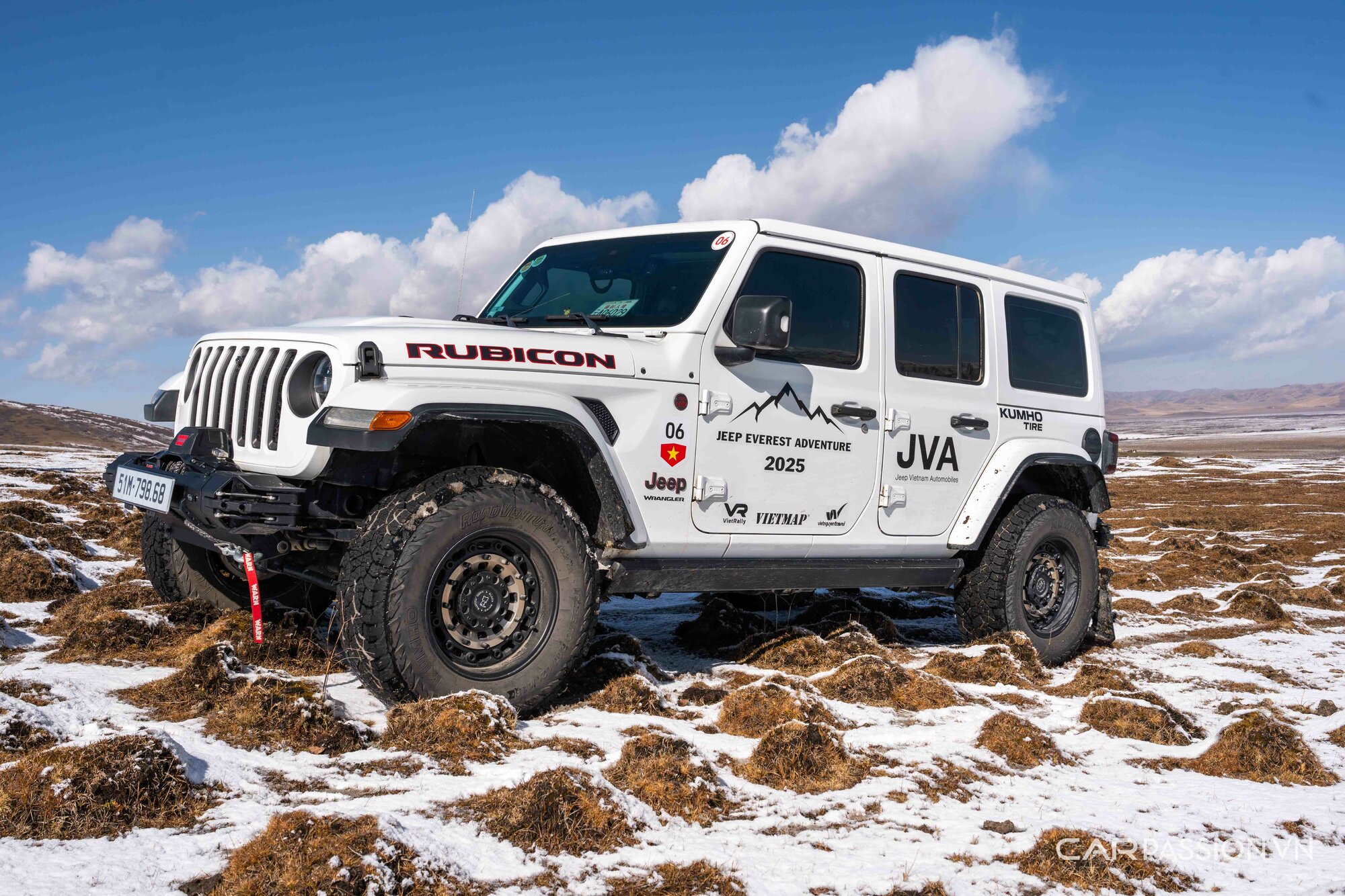 jeep-Kumho-Road-Venture-AT52-anh--8.jpg