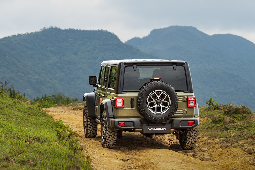 Jeep Wrangler Rubicon _310526_05.JPG