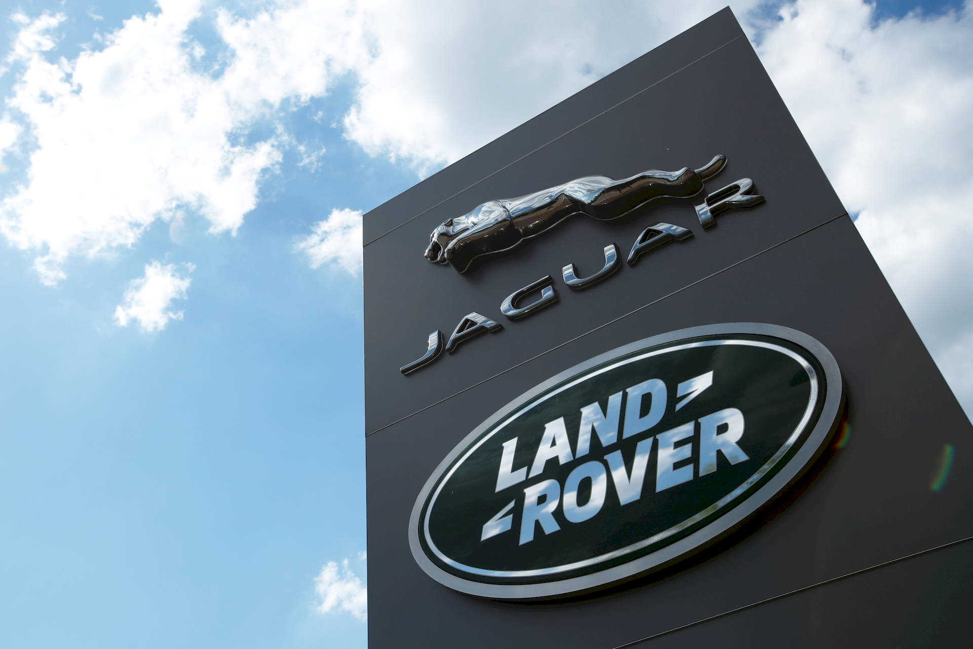 jlr-logo.jpg