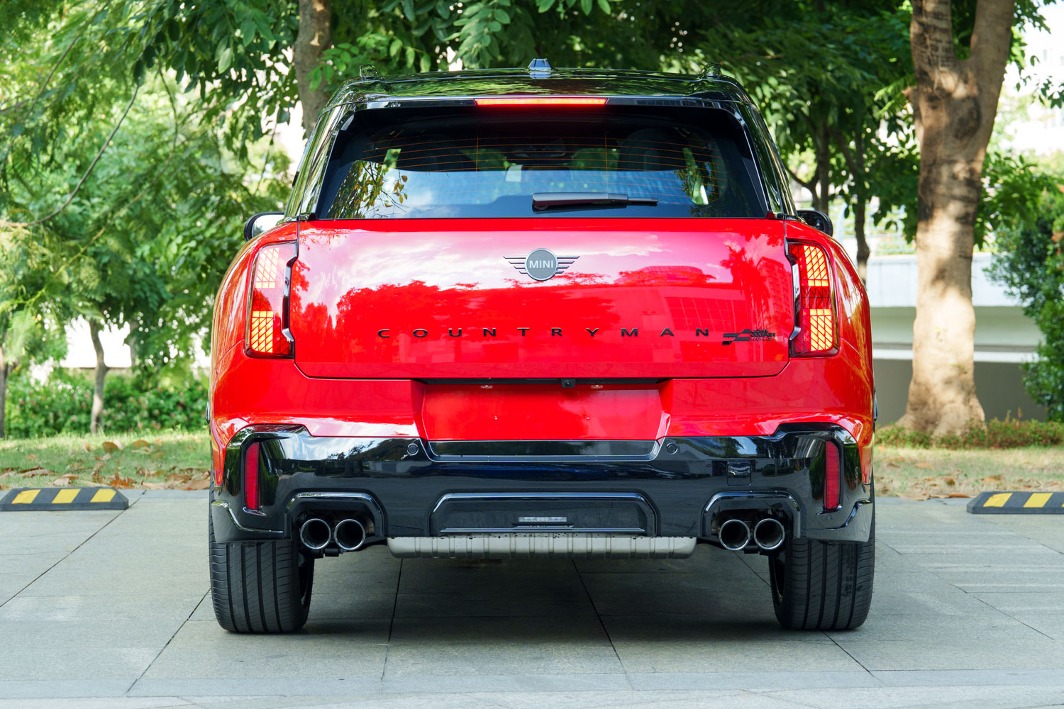 John-Cooper-Works-Countryman-anh-_2.jpg