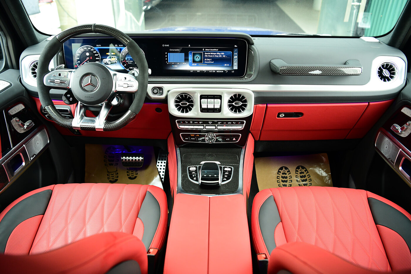 khoang-lai-Mercedes-Benz-AMG-G-63-model-2021-(11).jpg