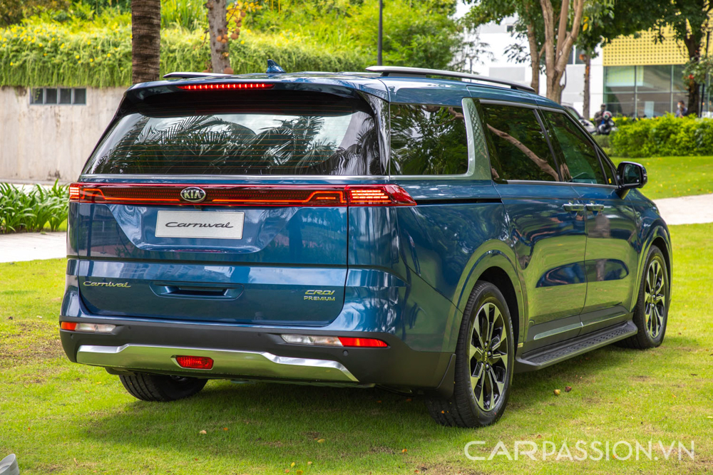 Kia-carnival-2022-ra-mat-anh-7.jpg