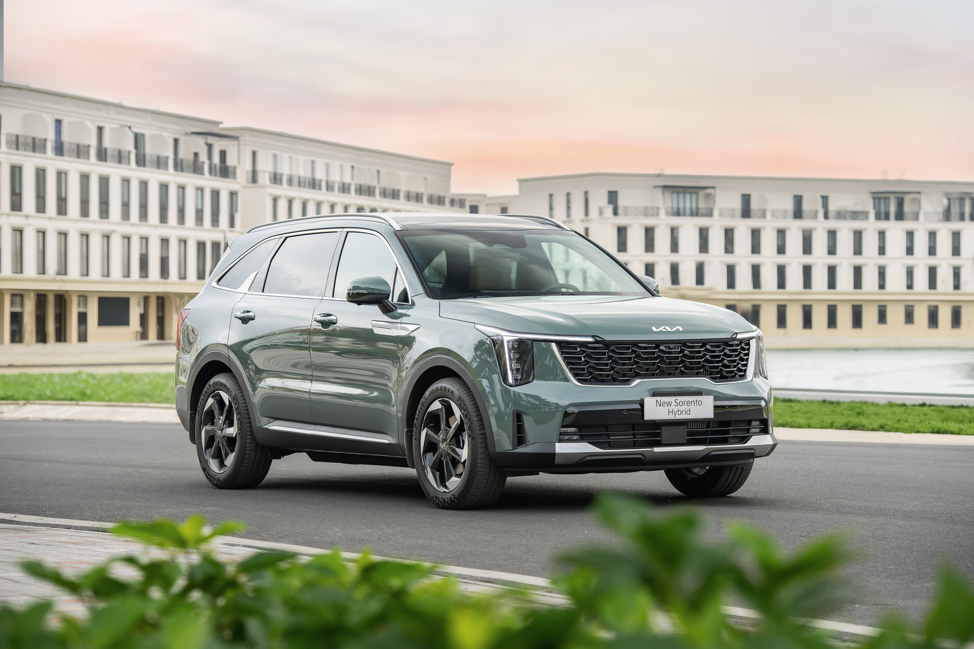 Kia New Sportage có giá từ 749 triệu đồng, Kia Sorento Hybrid từ 1.319 tỷ đồng  (3).jpg