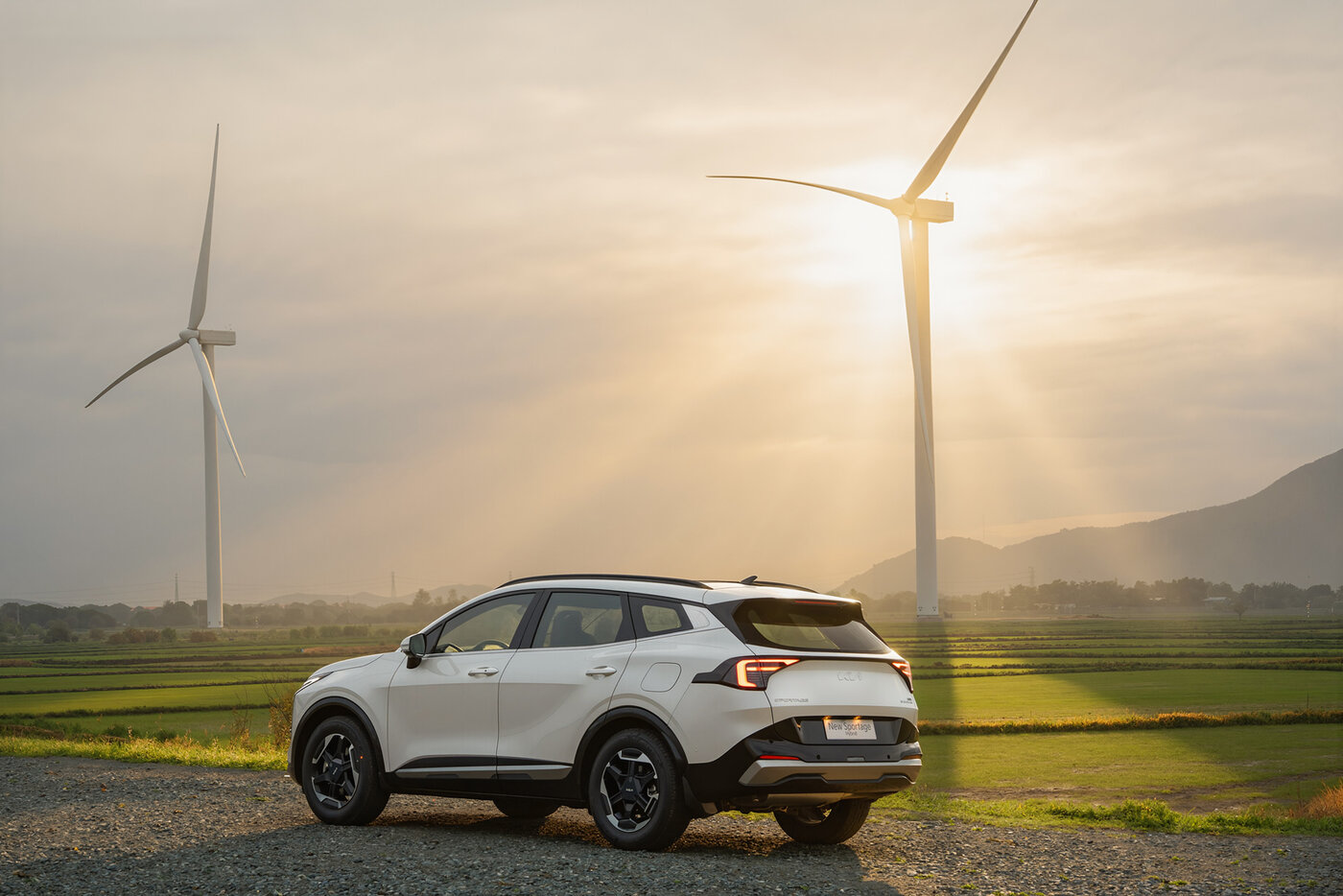 Kia New Sportage có giá từ 749 triệu đồng, Kia Sorento Hybrid từ 1,319 tỷ đồng (4).jpg
