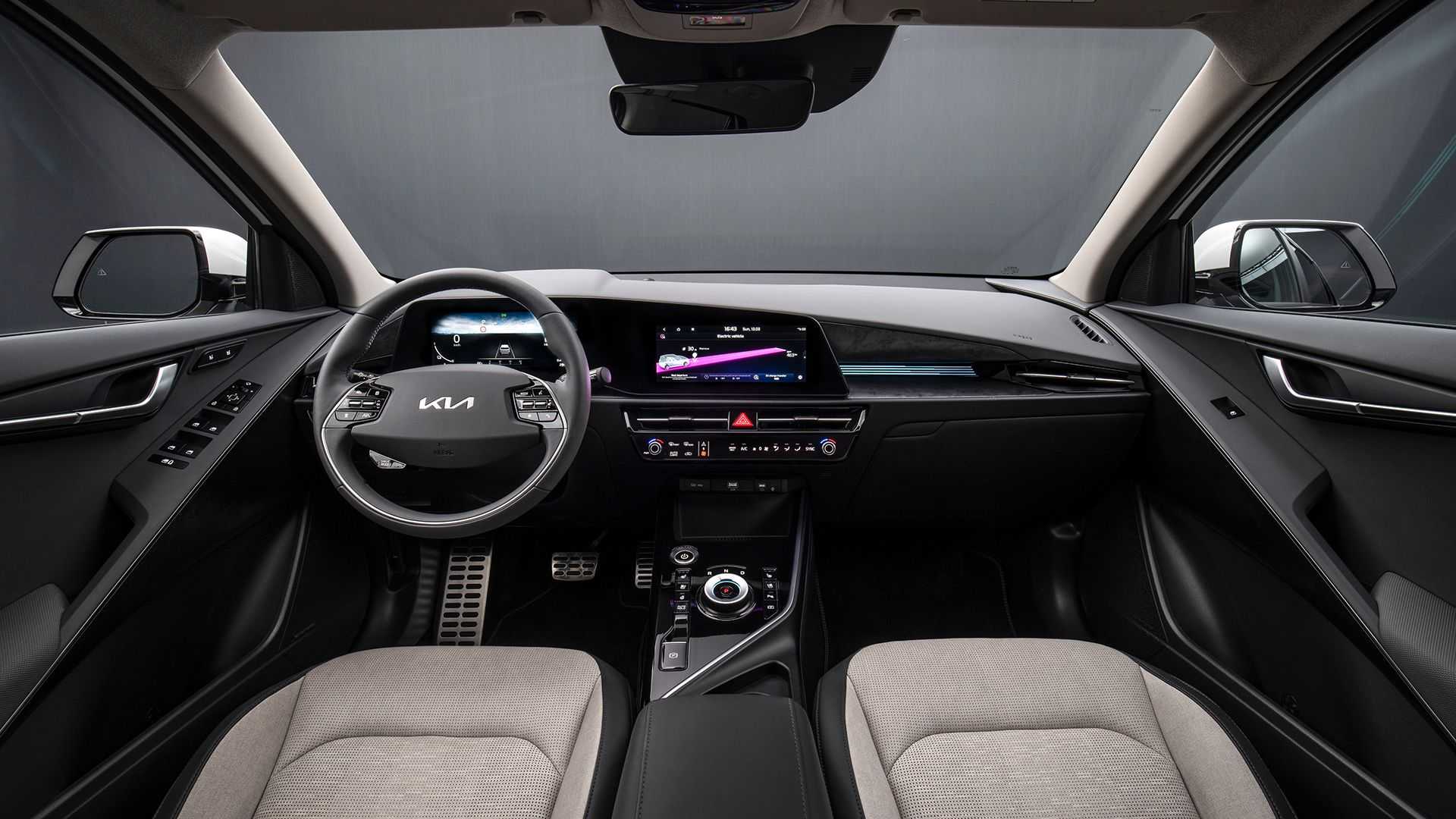 Kia Niro (8).jpg
