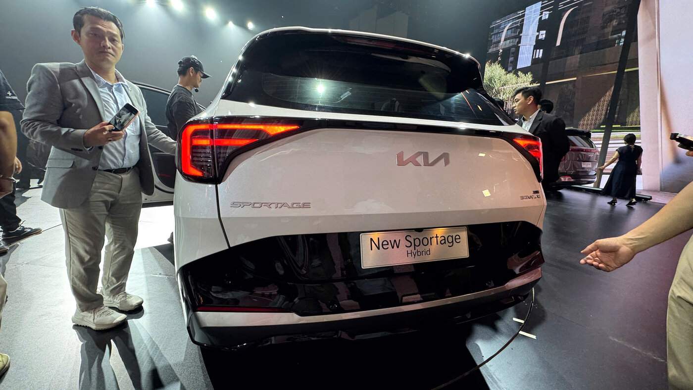 Kia-Sorento-Hybrid-và-New-Sportage-Hybrid-ra-mắt-thị-trường-Việt-Nam (8).jpg