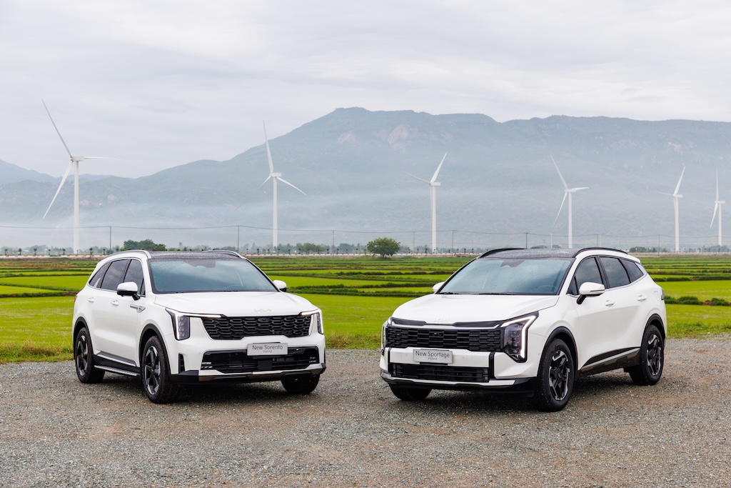 kia sportage va sorento.jpg