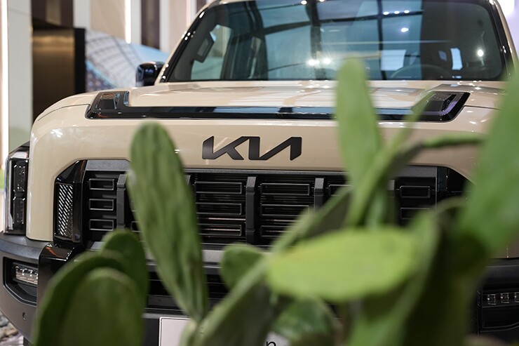 kia-Tasman-thaco-anh-8.jpg