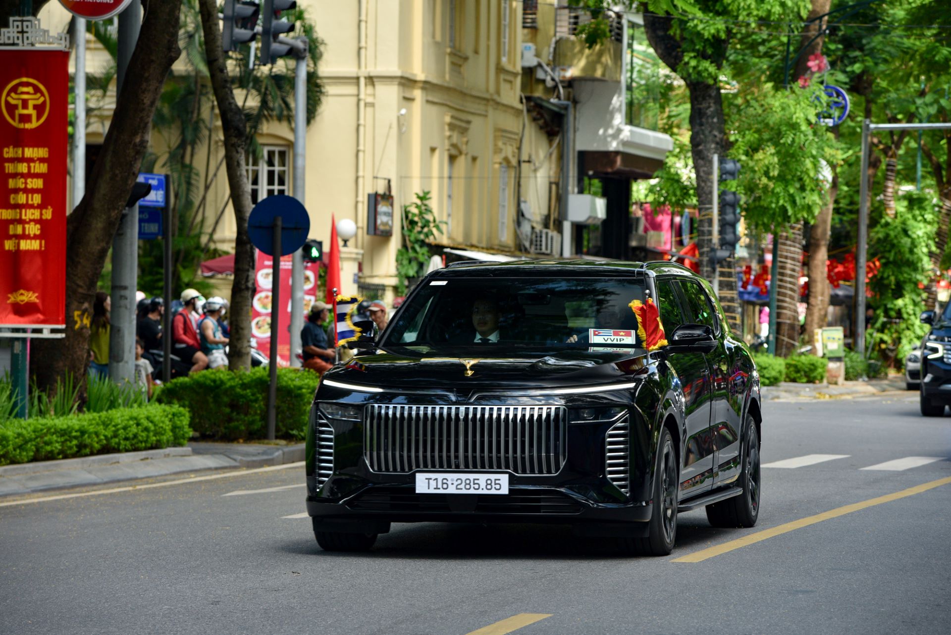 Lac-hong-900-LX-anh-2.jpg