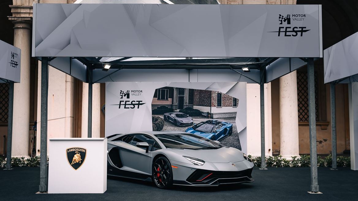 Lamborghini (14).jpg